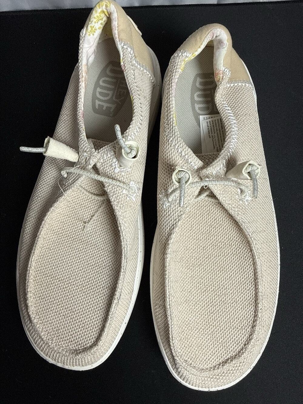 Hey Dude Wendy Wide Stretch Dove Slip On Women’s 8 NEW